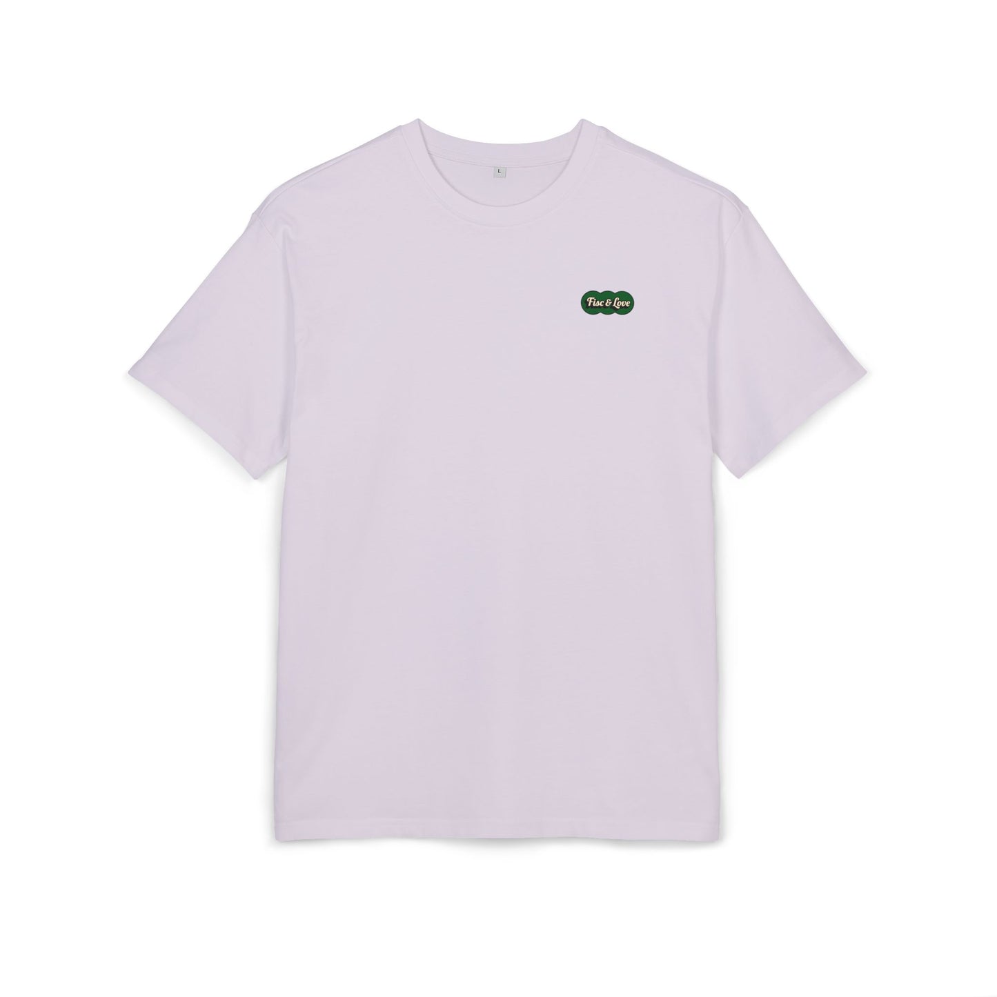 Vue de face du T-shirt Lilac "Douceur Administrative" oversize avec petit logo vert Fisc & Love sur la poitrine, coton premium lourd 240g.